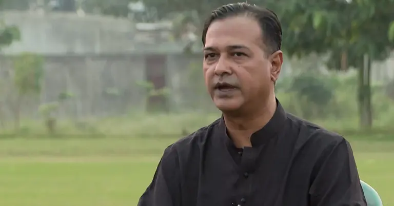 এখন টেলিভিশনের সঙ্গে কথা বলেছেন আসিফ আকবর